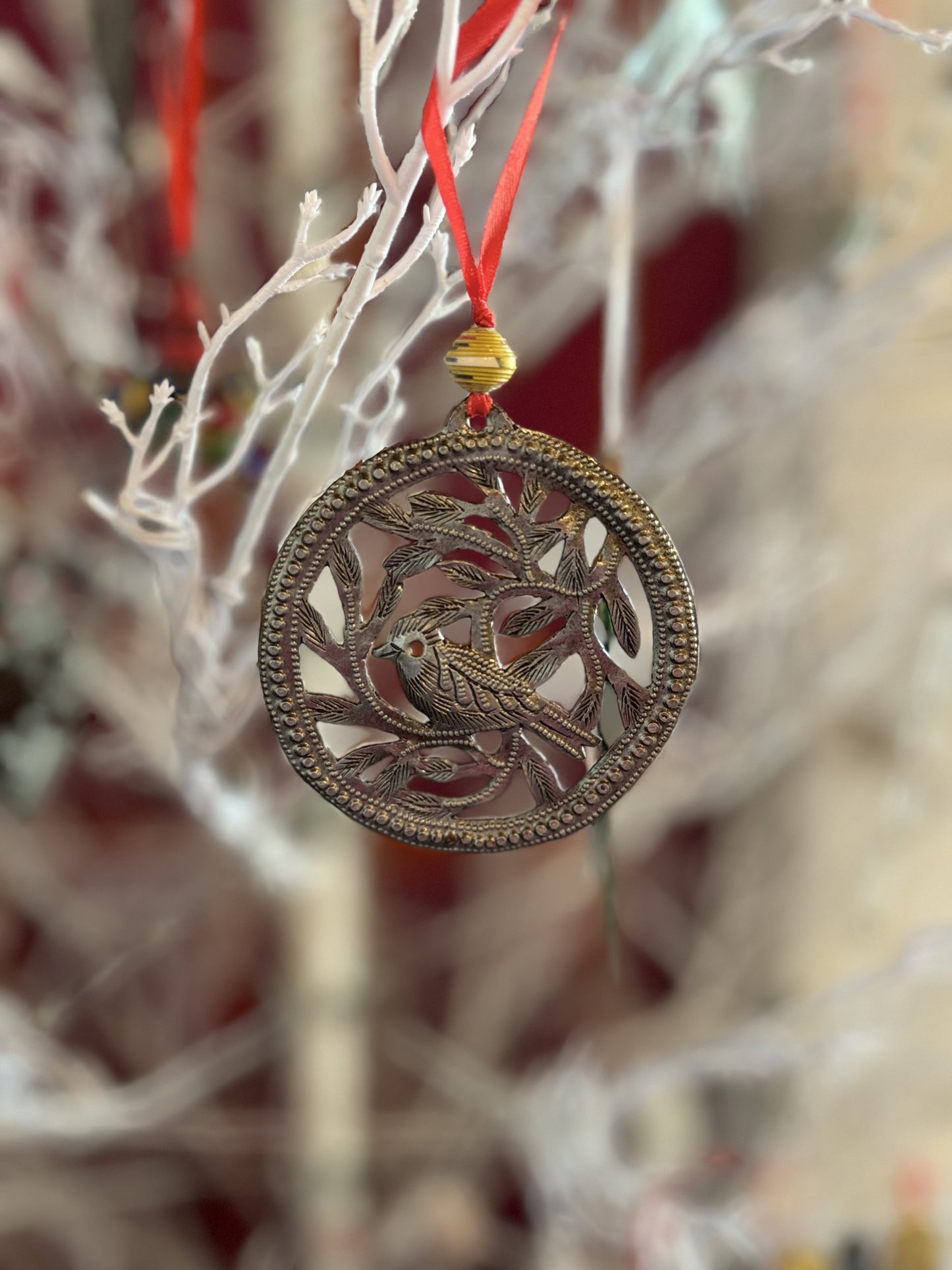 Bird Round Frame Ornament
